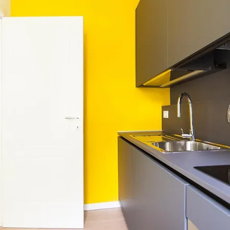 Apartment Youhosty - Solari 43 Mailand