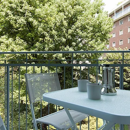 Apartment Youhosty - Solari 43 Mailand